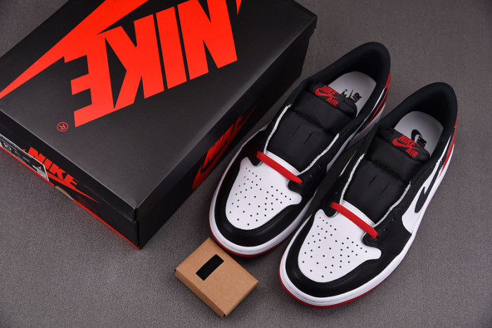 Air Jordan 1 Low OG “Black Toe” CZ0790-106