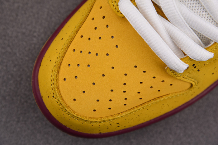 NIKE SB DUNK LOW PREMIUM Yellow Lobster 313170-137566