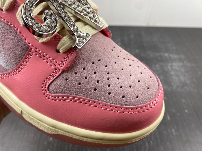 Nike Dunk Low WMNS Barbie FN8927-621