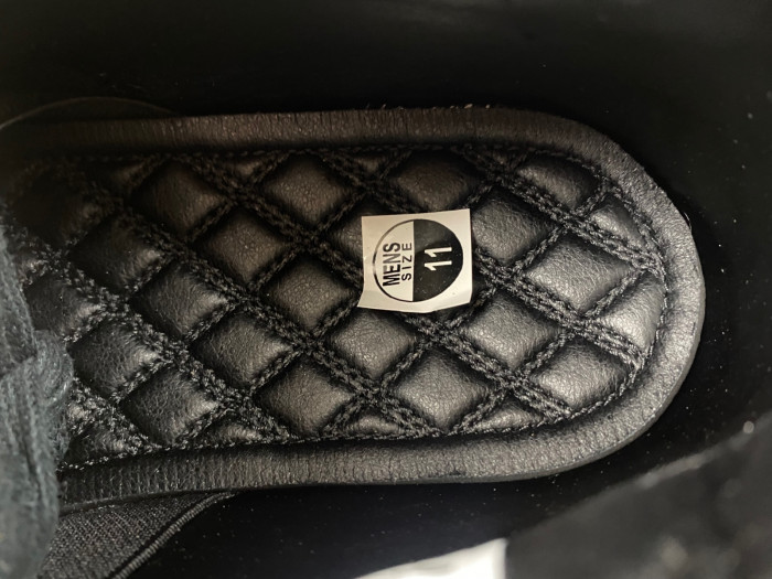 AIR JORDAN 4 RETRO PONY HAIR BLACK 819139-010