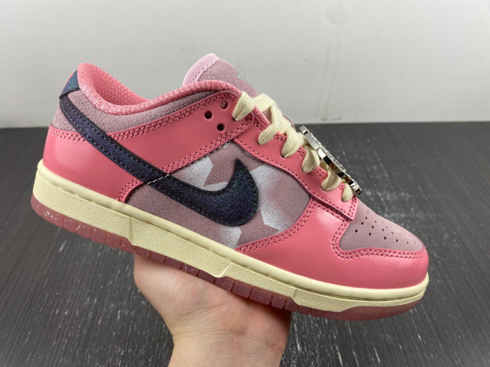 Nike Dunk Low WMNS Barbie FN8927-621
