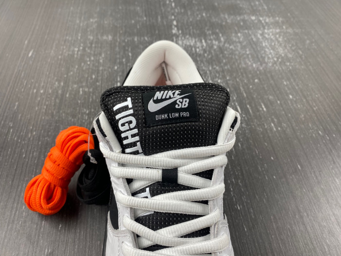 TIGHTBOOTH x Nike SB Dunk Low FD2629-100