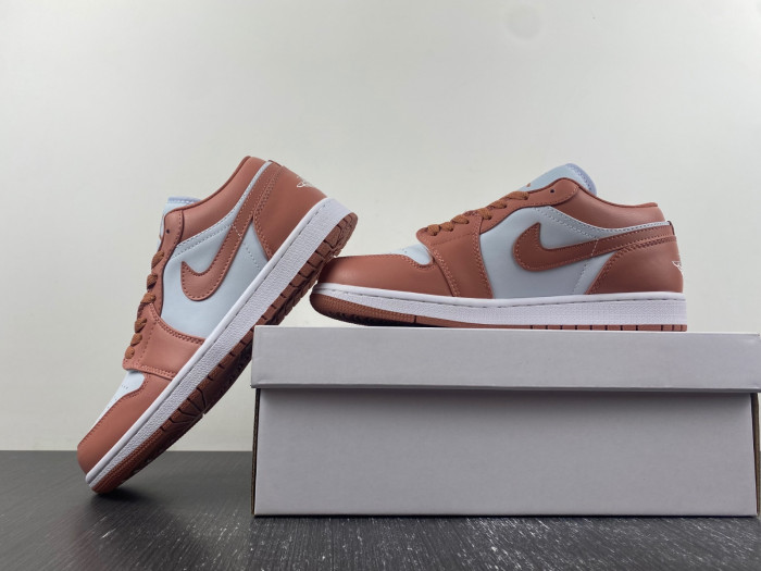 Air Jordan 1 Low Sky J Orange - DC0774-080