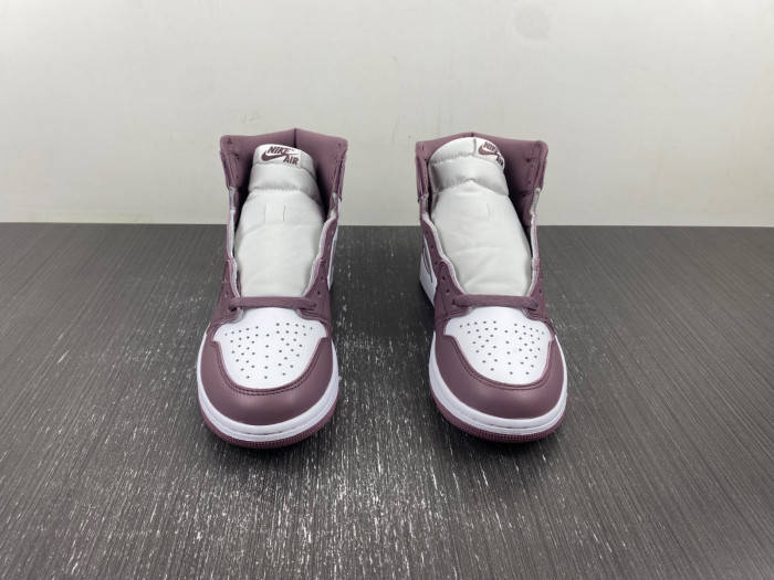 Air Jordan 1 High OG “Mauve” DZ5485-105
