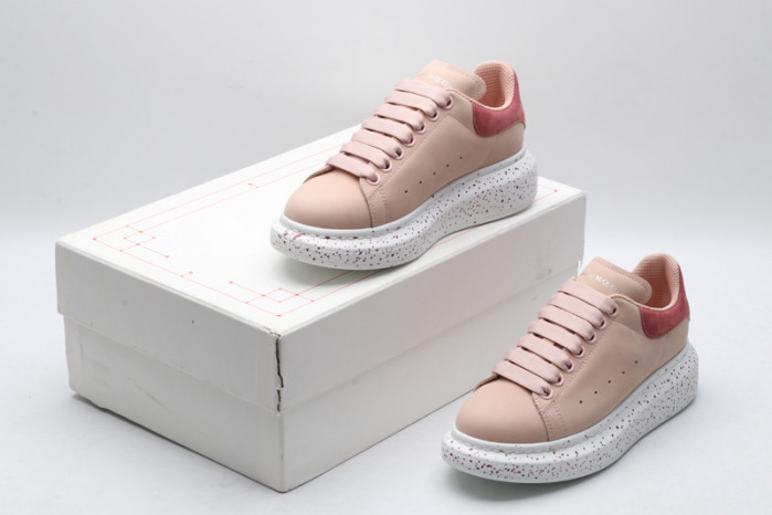 A1exa*der Mcqv*en OVERSIZED