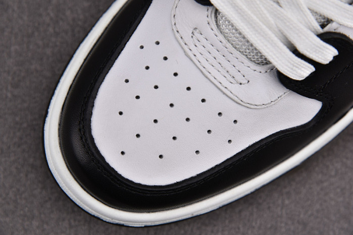 OFW OUT OF OFFICE SNEAKERS