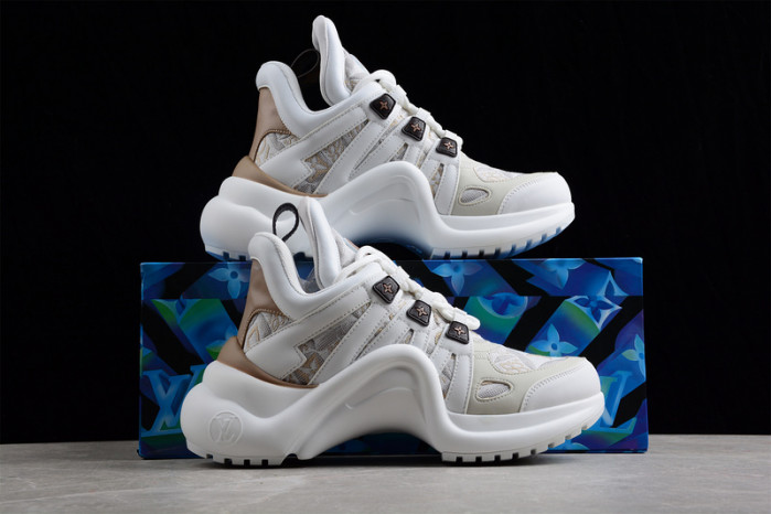 LO1_VTS ARCHLIGHT SNEAKER