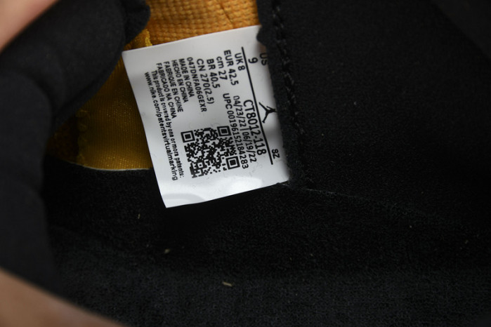 Air Jordan 11 Retro Black Yellow CT8012-118