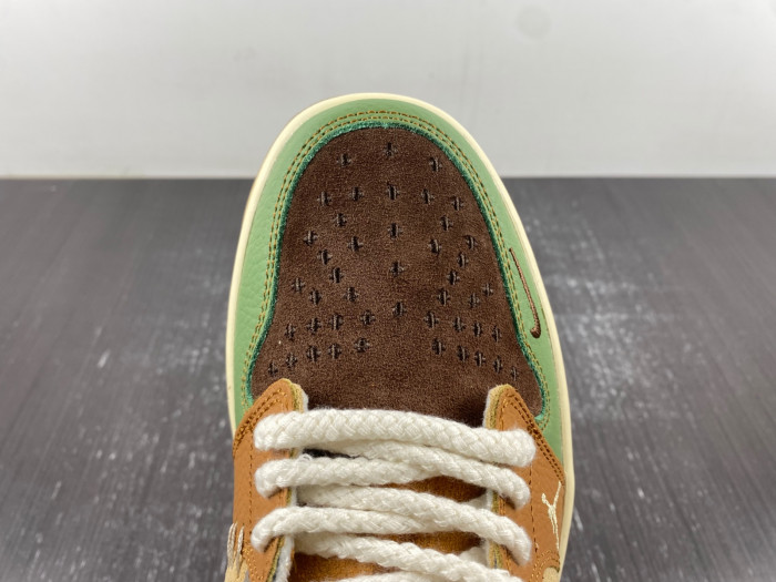 Zion Williamson x AJ 1 Retro High OG ”Voodoo“  DZ7292-100