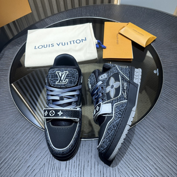 LO1_VTS SNEAKER