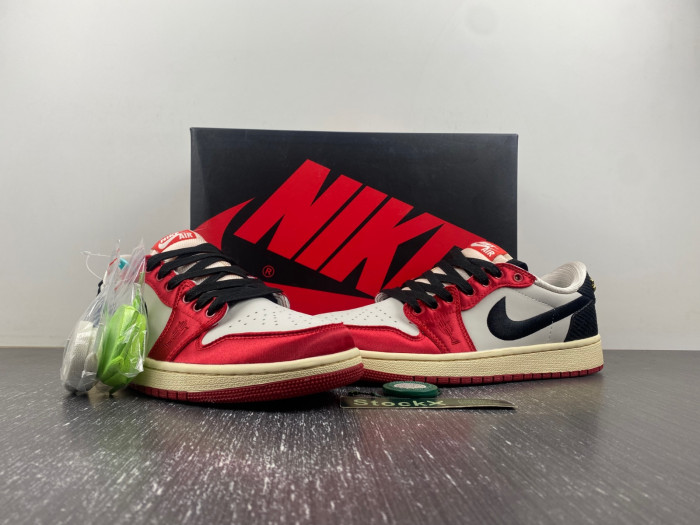 AIR JORDAN 1 RETRO LOW OG 