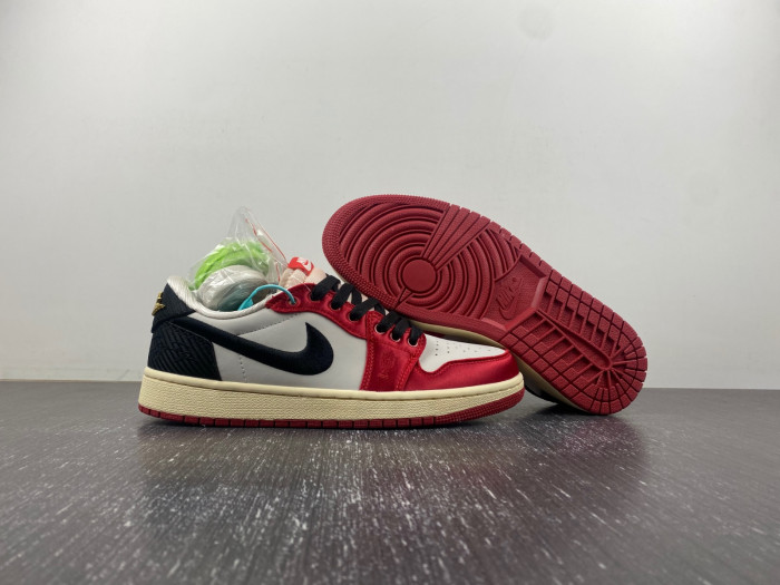AIR JORDAN 1 RETRO LOW OG 