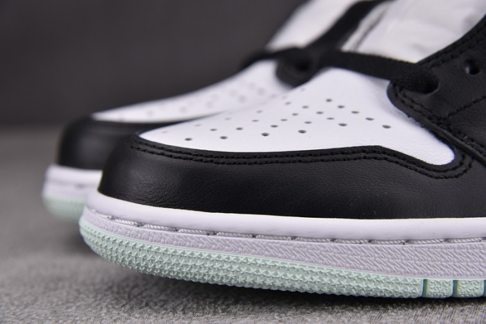 Air Jordan 1 Retro High OG NRG 