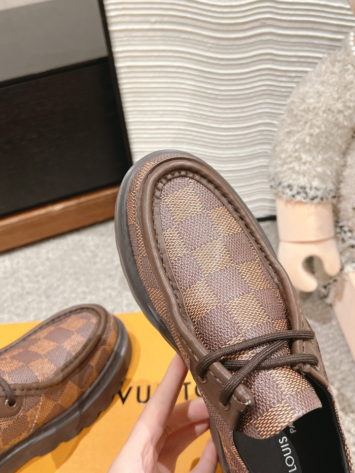 LO1_VTS COUPLE LOAFER