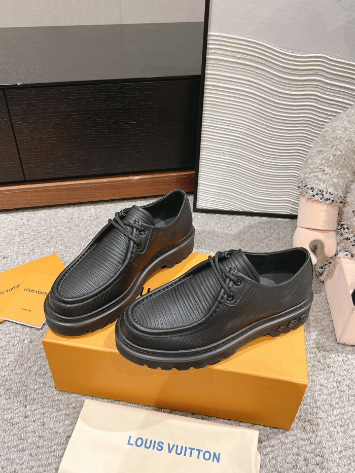 LO1_VTS COUPLE LOAFER