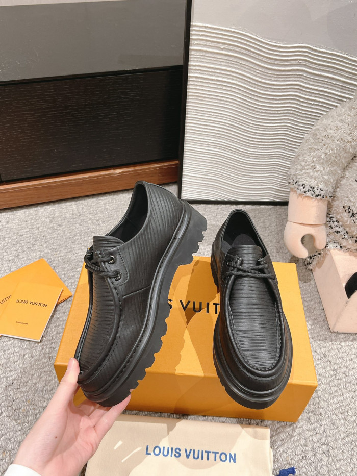 LO1_VTS COUPLE LOAFER